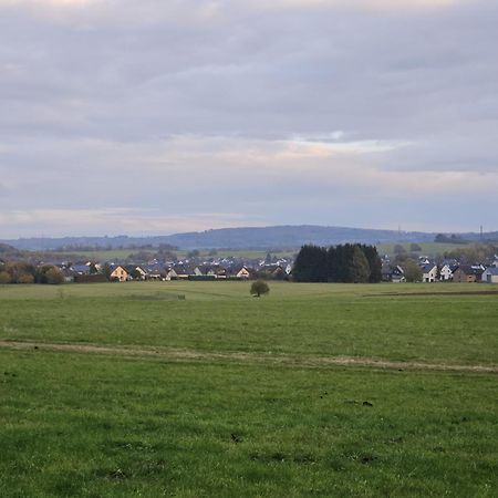 Gemuetliche Ferienwohnung Im Westerwald - "Ferienwohnung Grau" Weitefeld Eksteriør billede